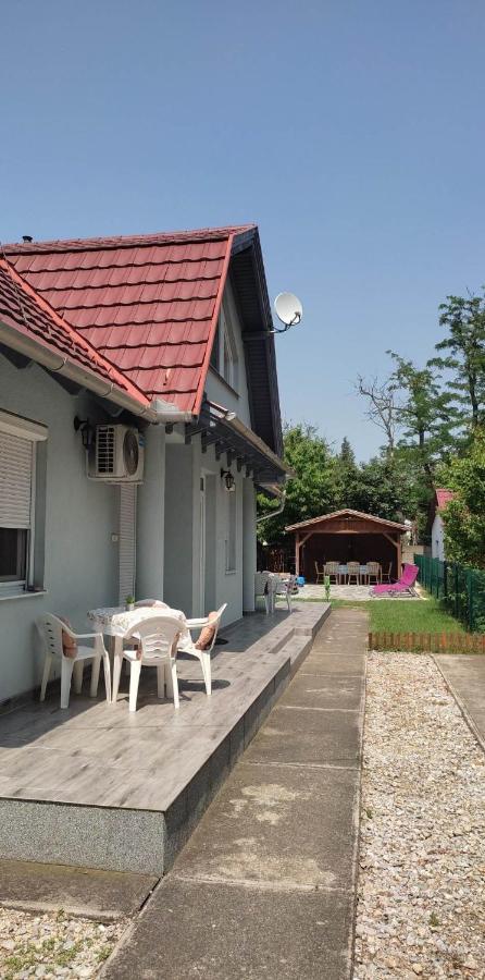 Ferienwohnung 4 Lurko Apartman Uj Hajdúszoboszló Exterior foto